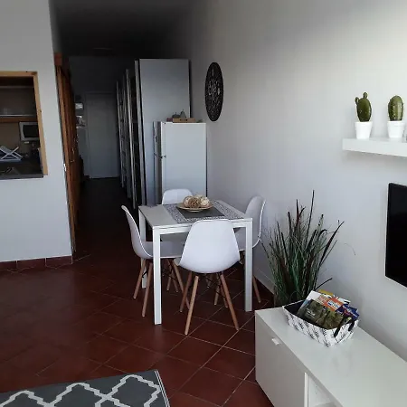 Playa Chica Las Gaviotas Apartment